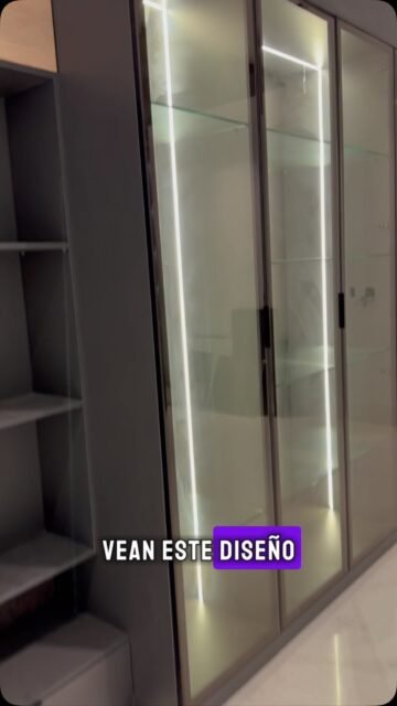 Diseño de sala de entretenimiento con iluminación led 
#mueblesparatv #diseñodeinteriores #espejo #fabricantedeespejos